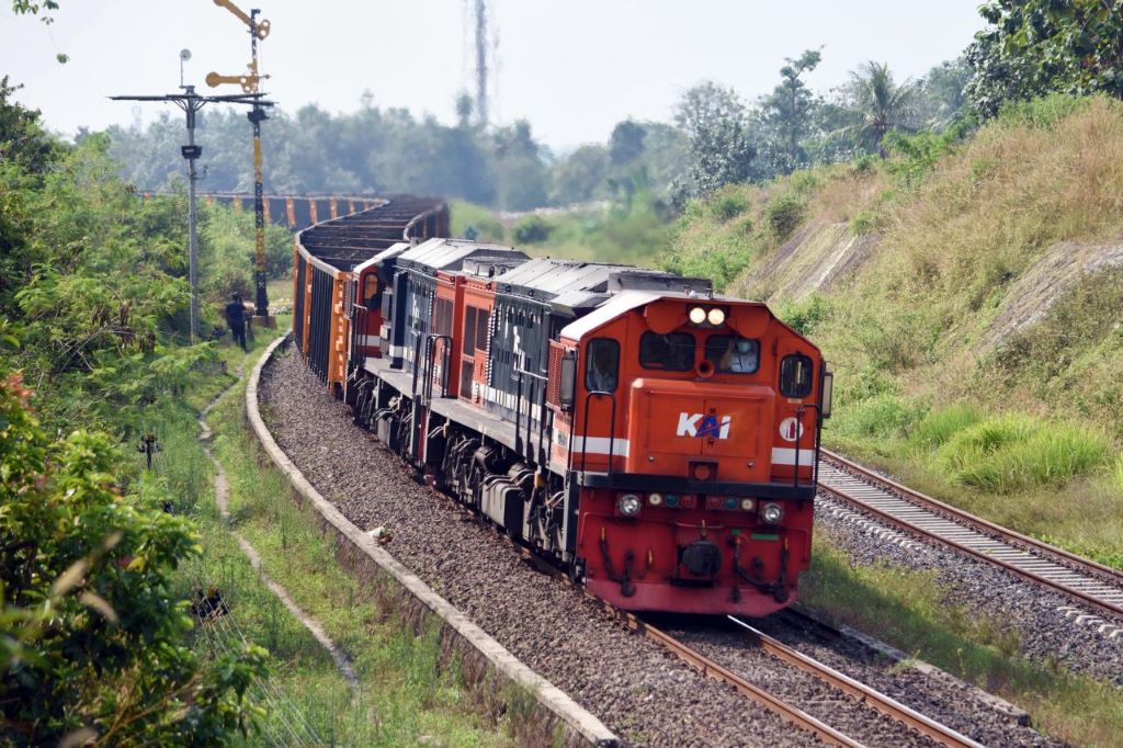 kai-logistik-siap-tingkatkan-kapasitas-angkut-hingga-30-juta-ton-pada-2025-ini-langkahnya